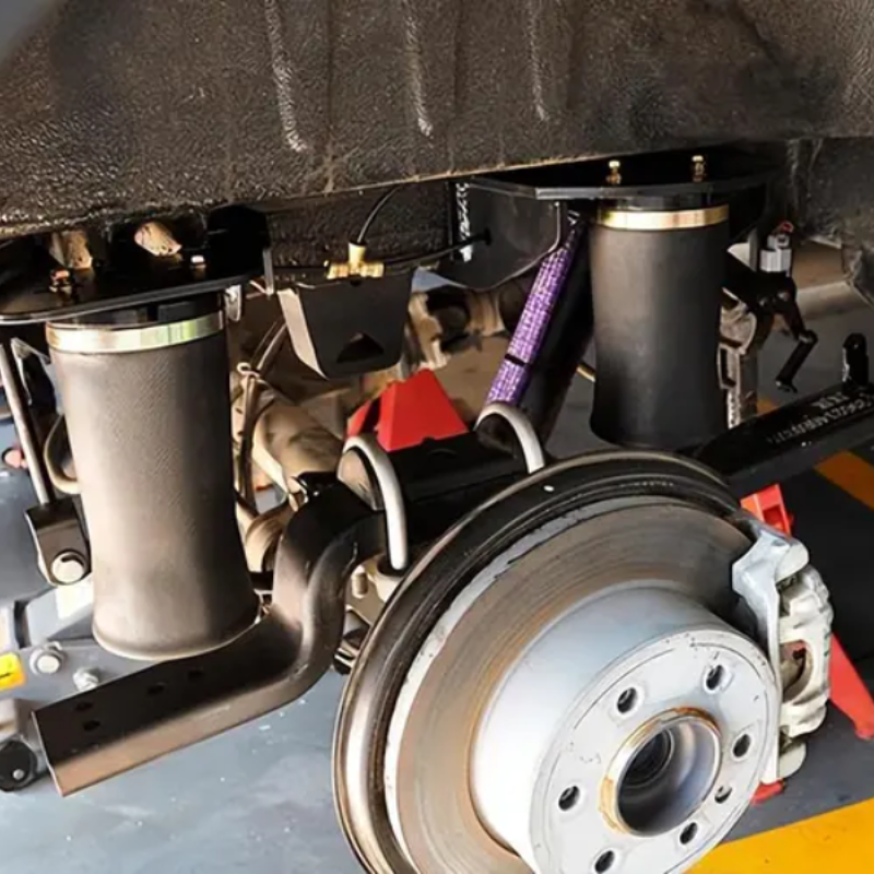 How many types of common trailer air suspensions are there? What is the difference between forward suspension and reverse suspension?